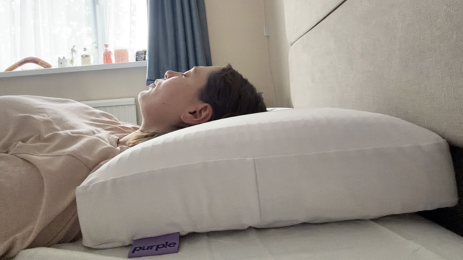 Tester Ruth Jones back sleeping on the DreamLayer pillow with no boosters