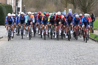 Kuurne-Brussel-Kuurne LIVE - Large peloton together but big name sprinters dropped as riders enter race’s endgame