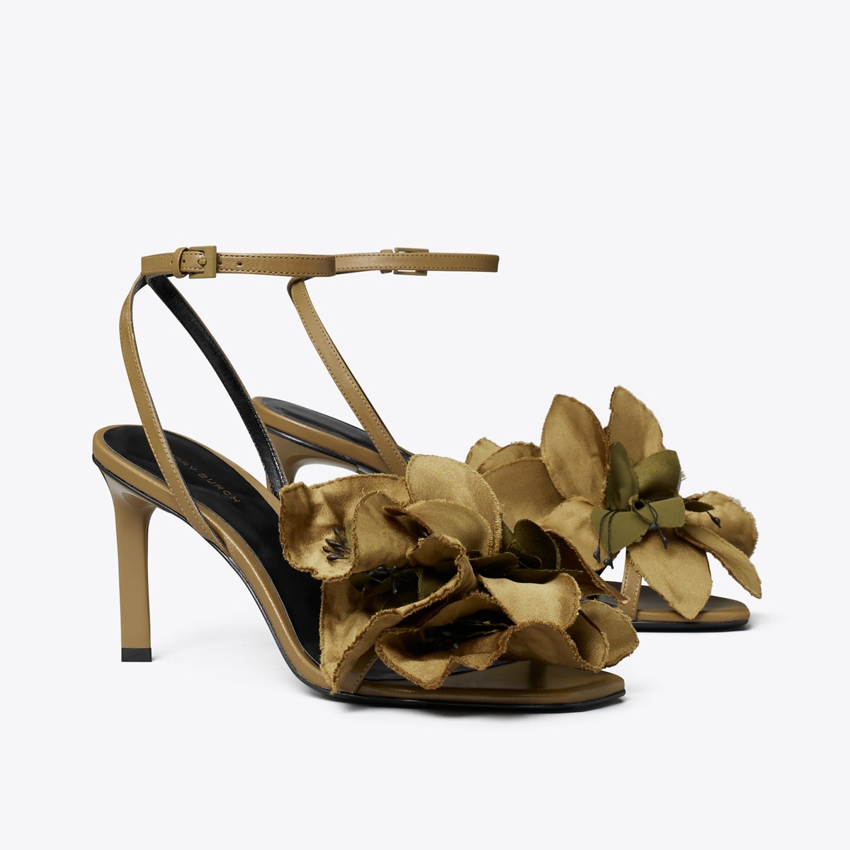 Flower Heeled Sandal in Green, Size 10