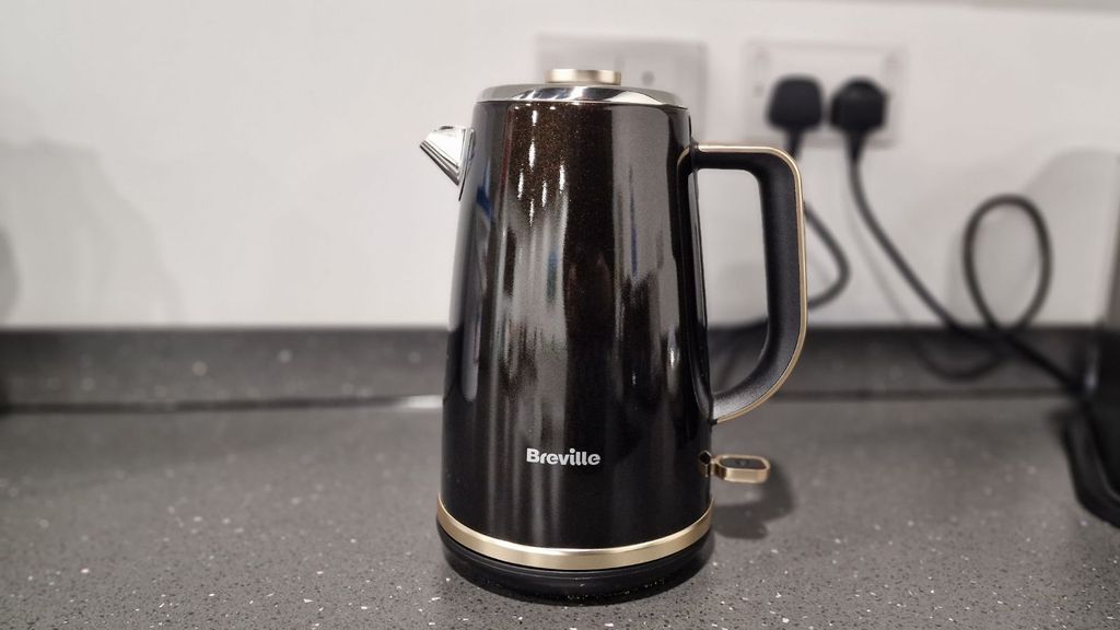Best kettle 2022 10 of the hottest picks for boiling water Real Homes