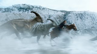 Chris Pratt riding with dinosaurs in Jurassic World: Dominion