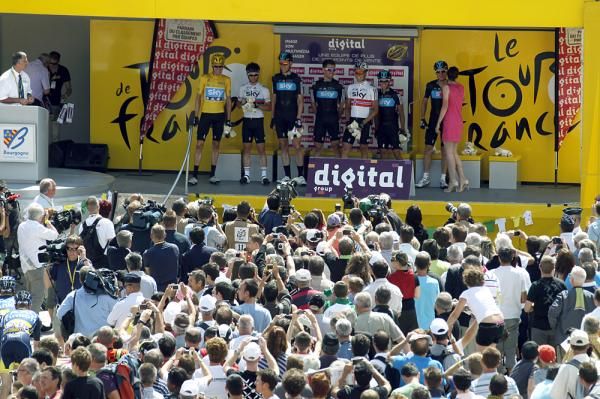 Team Sky signs in for stage 10 of the Tour de France