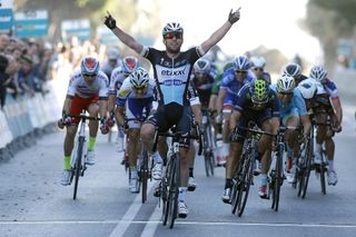 Mark Cavendish wins the 2015 Classica de Almeria from Juan Jose Lobato and team-mate Mark Renshaw