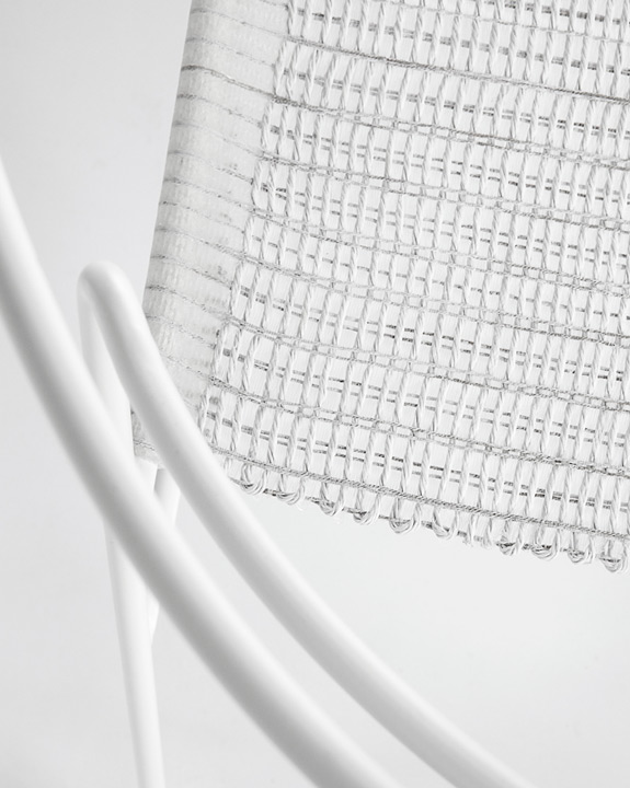 The minimal ‘Airy’ chair was created by Maija Leskelä and Taija Lammi as part of Welded & Woven