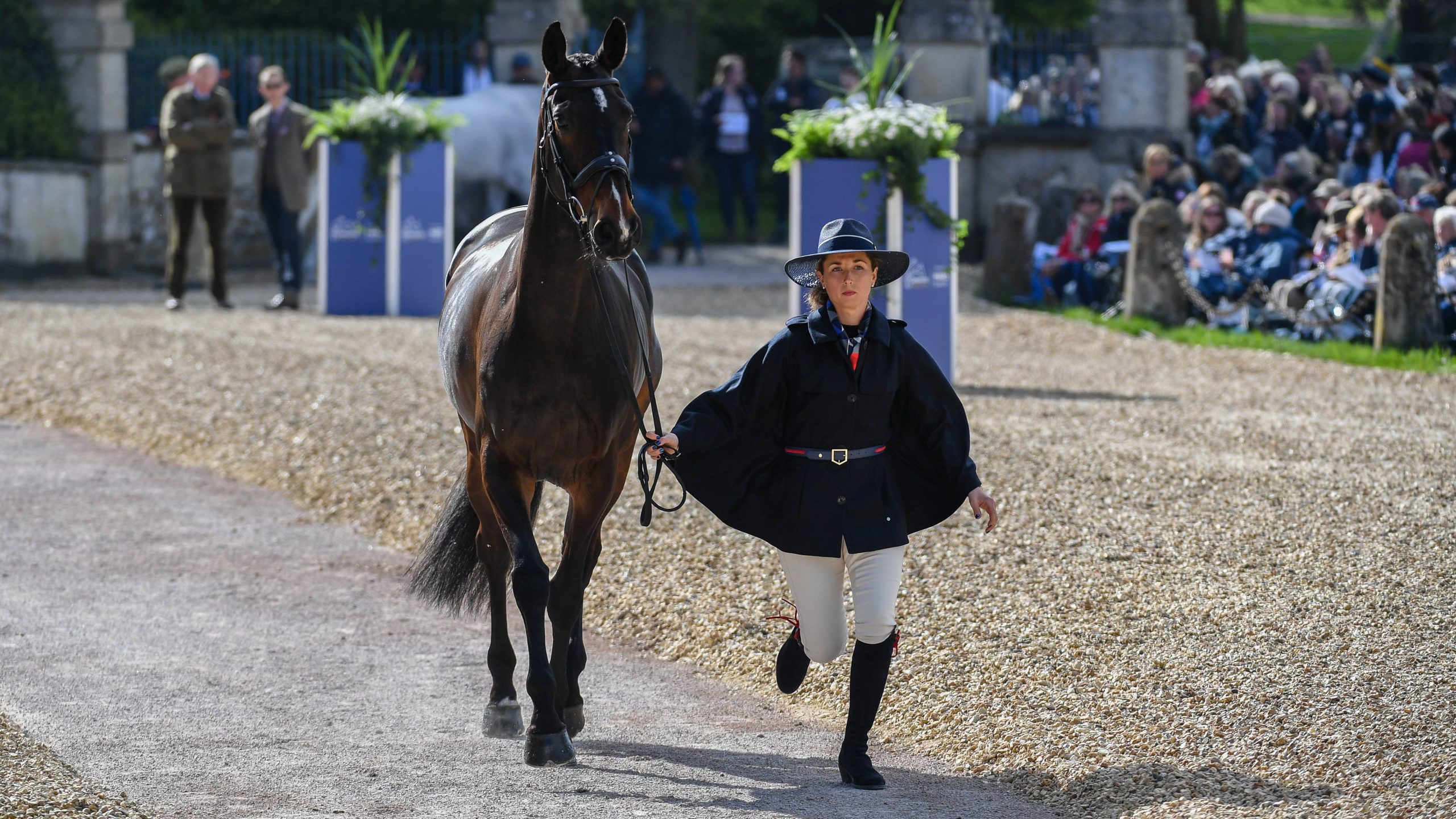 Kirsty-Chabert_Opposition-Loire_BadHT_PN23_66280-scaled.jpg