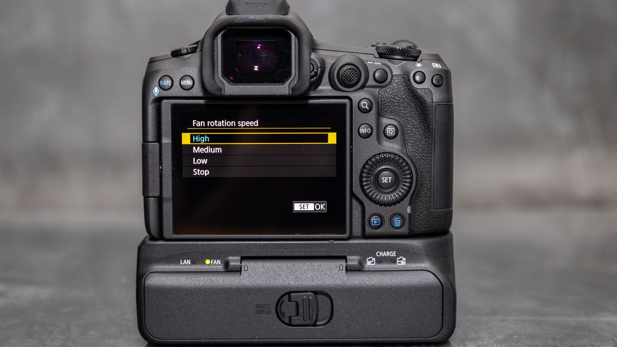 Canon CF-R20EP battery grip for Canon EOS R5 Mark II