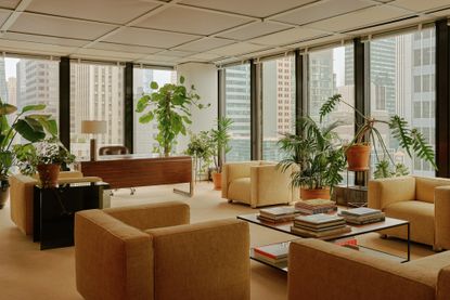 Designed by creative director Suzanne Demisch, the HQ of residential development company Ray is located on the 25th floor of Mies van der Rohe’s landmark Seagram Building in Manhattan