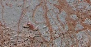 Linear Fractures on Europa