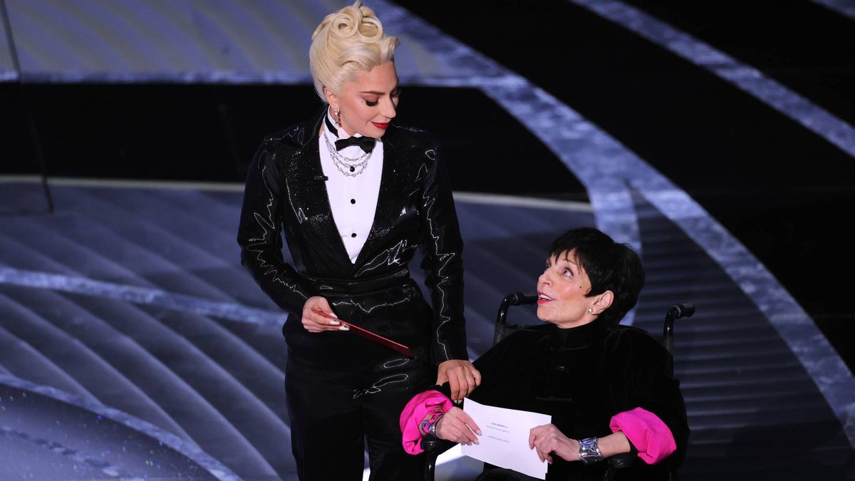 Lady Gaga et Liza Minnelli ont partagé le moment le plus doux sur scène aux Oscars