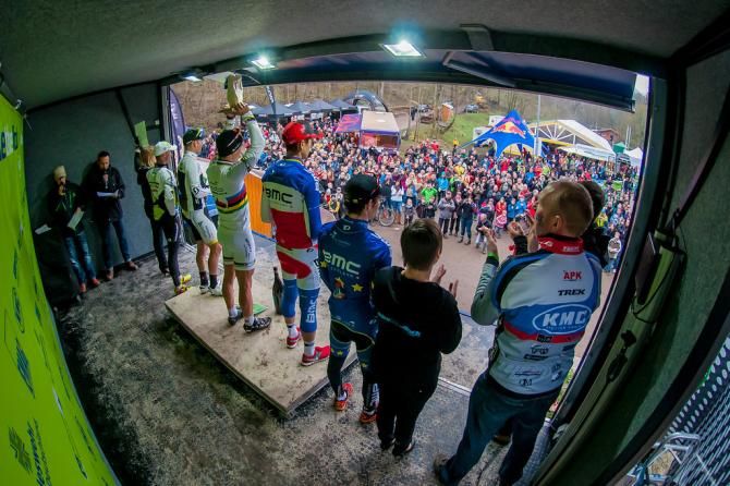 Elite men's podium: Moritz Milatz, Julien Absalon, Nino Schurter, Florian Vogel, Rudi van Houts