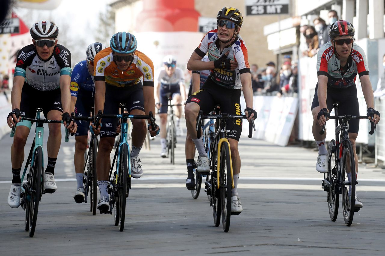 Settimana Internazionale Coppi e Bartali 2021 - 36th Edition - 4th stage San Marino - San Marino 154,8 km - 26/03/2021 - Jonas Vingegaard (DEN - Jumbo - Visma) - Ethan Hayter (GBR - Ineos Grenadiers)Javier Romo Oliver (ESP - Astana - Premier Tech) - photo Roberto Bettini/BettiniPhoto&Acirc;&copy;2021