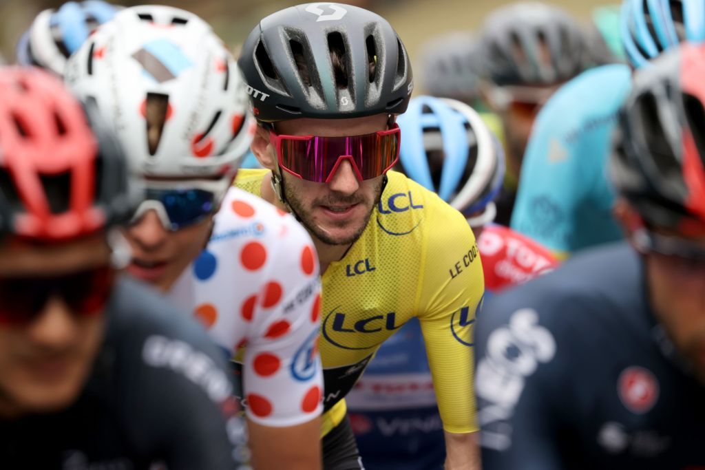 Adam Yates started the stage in yellow