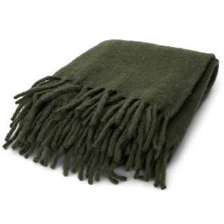 fluffy and warm throw blanket in hunter green
