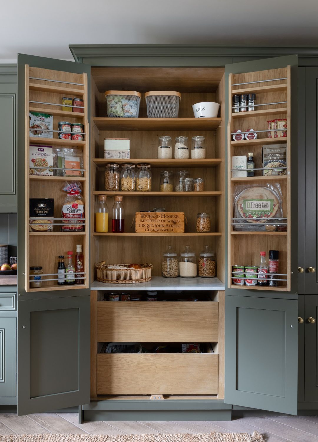 picture of organised pantry with food