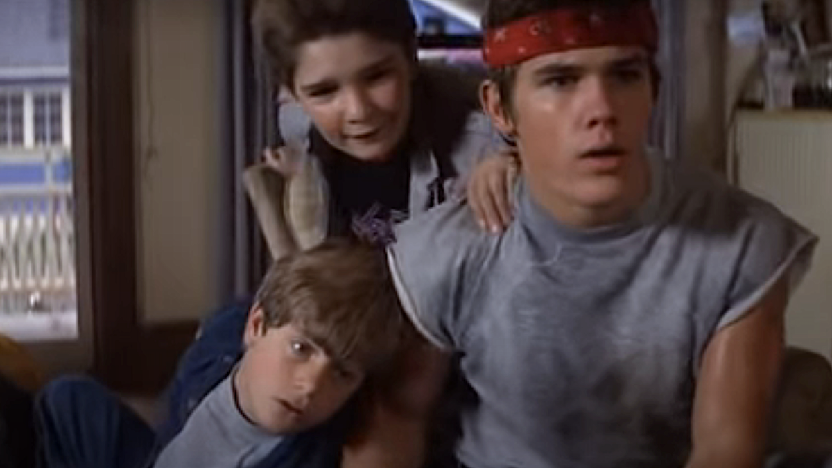 That Time A ‘Really Dumb’ Josh Brolin Tried To Get Artsy On The Set Of Steven Spielberg’s The Goonies And The Director Had A Blunt Response