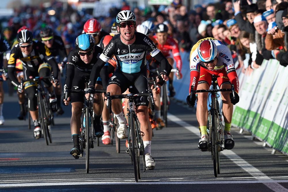 Mark Cavendish (Team Etixx - Quick Step) beat Alexander Kristoff (Katusha) to the line