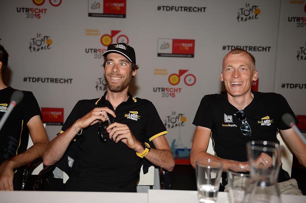 Laurens ten Dam and Robert Gesink share a laugh during the team's pre-race press conference.