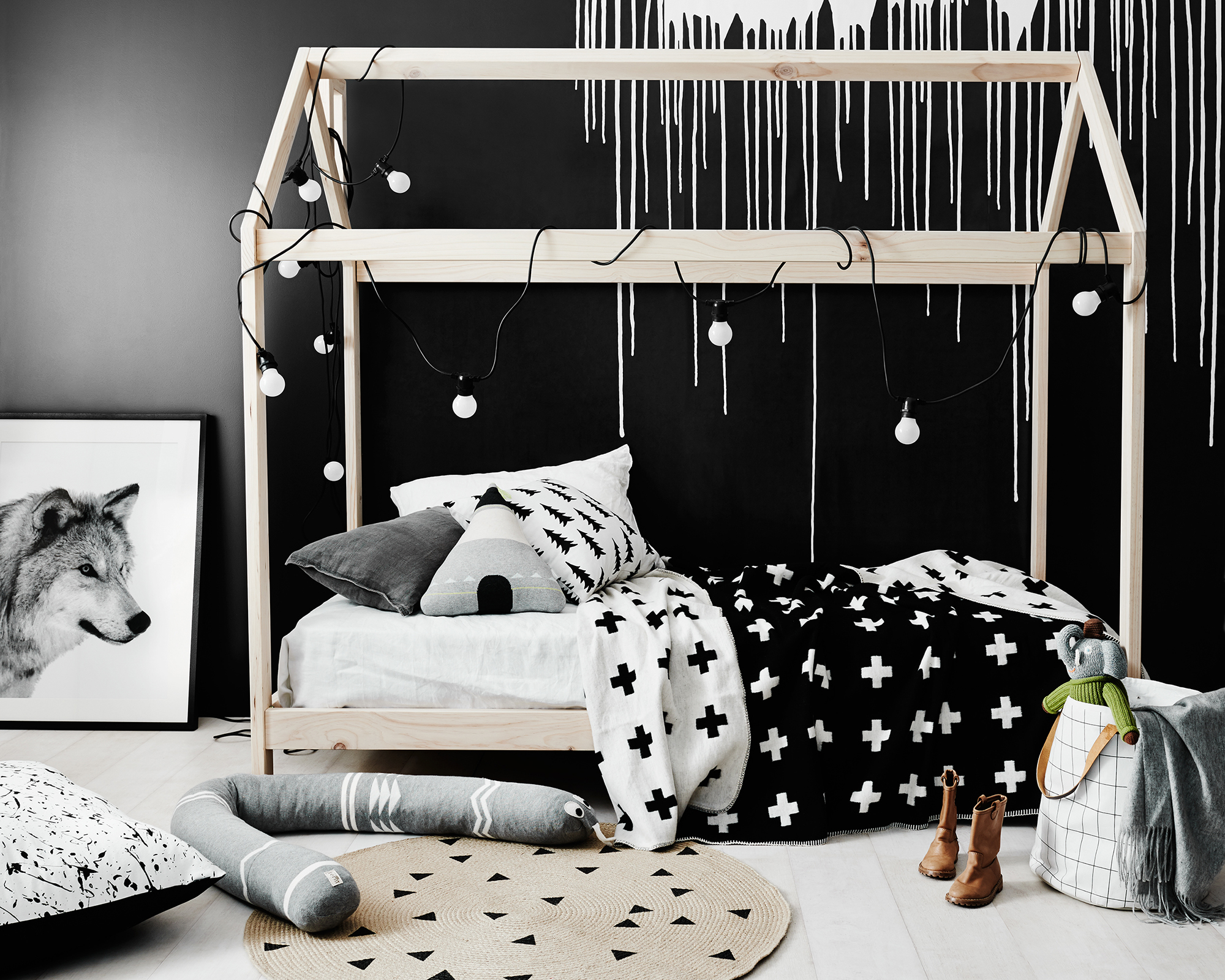 Black, white and grey boys bedroom design by Norsu Interiors