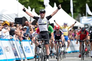 Mark Cavendish wins stage eight of the 2016 Tour of California