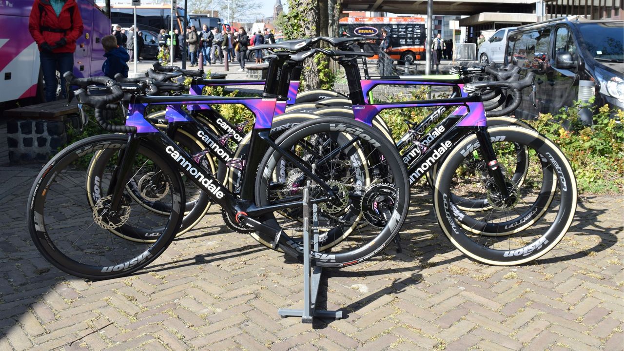 The remainder of the EF team raced on the aero Cannondale SystemSix