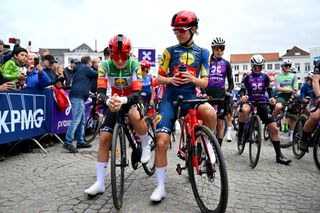 Elisa Longo Borghini and Elizabeth Deignan at 2024 Tour of Flanders