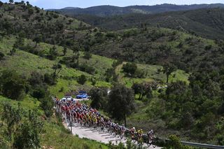 Volta ao Algarve stage 1 LIVE: Juan Ayuso and Oscar Onley make team debuts in Portugal