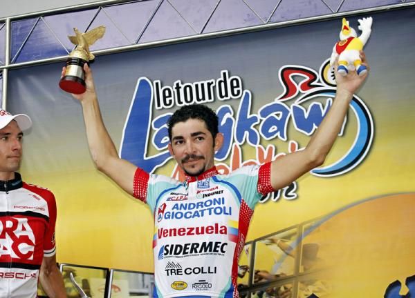 Jose Serpa on the podium