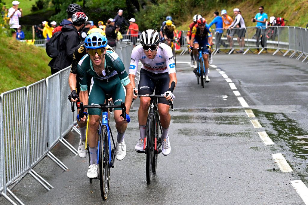 SAN SBASTIN SPAIN JULY 02 LR Simon Yates of United Kingdom and Team JaycoAlUla Green Points Jersey and Tadej Pogacar of Slovenia and UAE Team Emirates White Best Young Rider Jersey compete during the stage two of the 110th Tour de France 2023 a 2089km stage from VitoriaGasteiz to San Sbastin UCIWT on July 02 2023 in San Sbastin Spain Photo by Bernard Papon PoolGetty Images