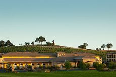 Judgement of Paris anniversary, Meritage resort