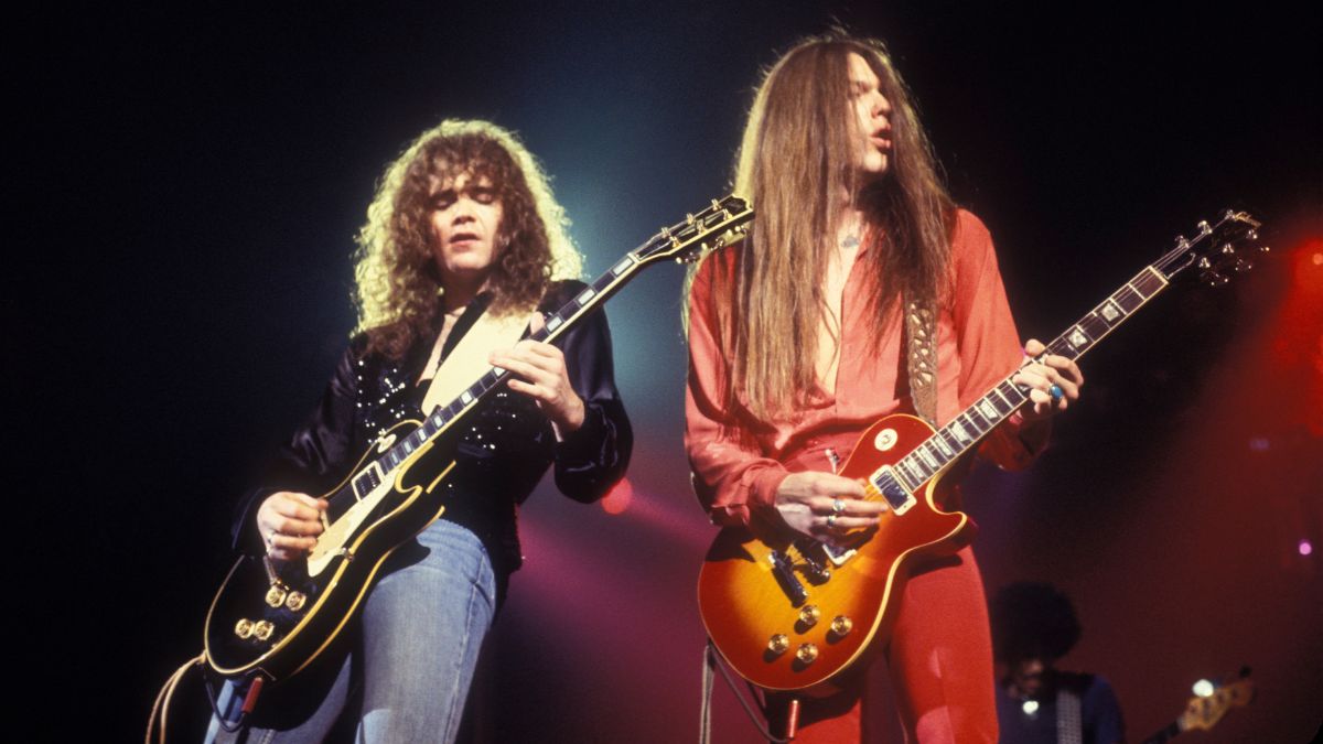 UNITED STATES - OCTOBER 22: PALLADIUM Photo of THIN LIZZY and Brian ROBERTSON and Scott GORHAM, L-R: Brian Robertson, Scott Gorham performing live onstage (