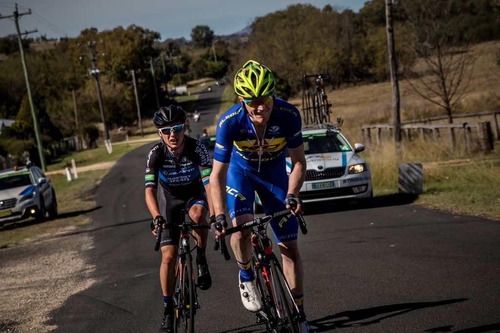 Nathan Elliott (Kenyan Riders Downunder) has a dig