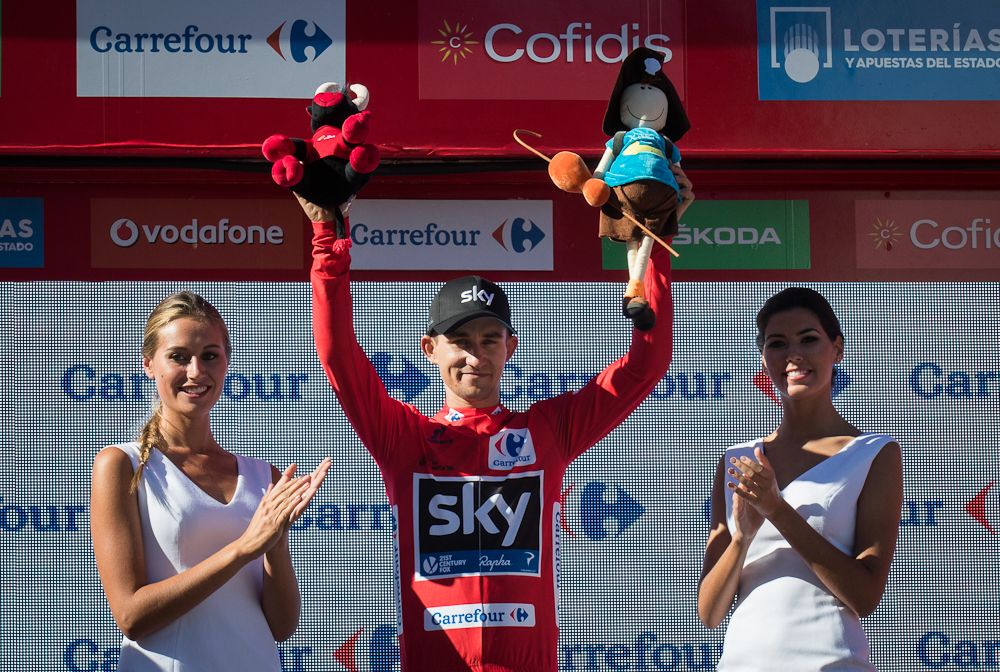 Michal Kwiatkowski in red.