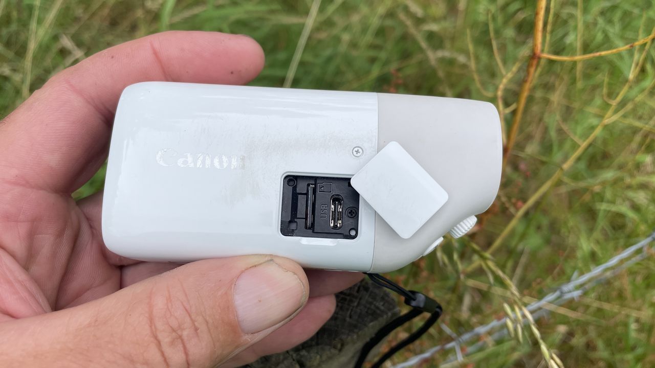 Canon Powershot Zoom Digital Monocular review | Live Science