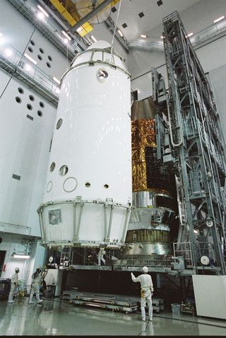 HTV No4 Payload Fairing Encapsulation Near Complete
