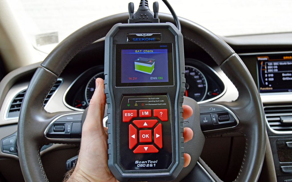 Best OBD-II scanners: SeekOne SK860