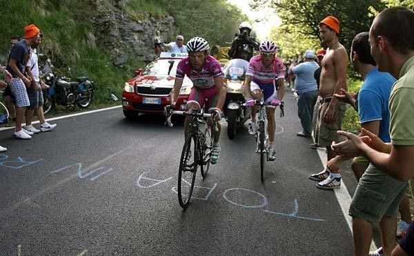 Danilo Di Luca (LPR Brakes) and Denis Menchov (Rabobank) stuck together like glue.