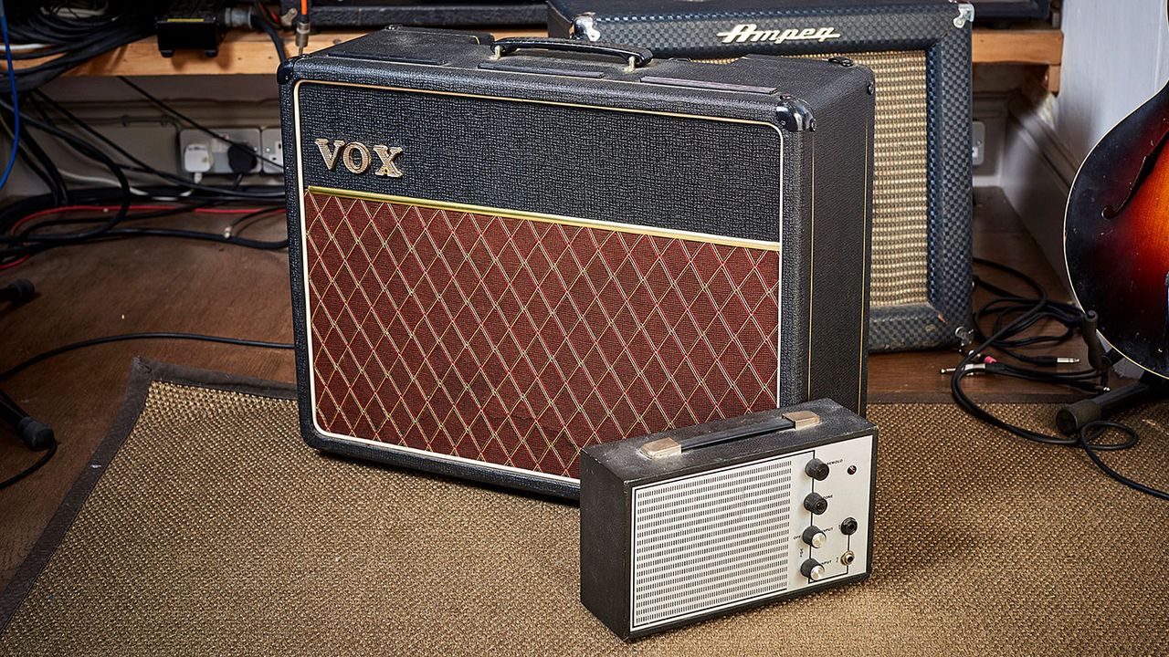 A 70s D&uuml;breq Stylophone transistor amp in front of an early 60s Vox AC10, 60s Ampeg Reverberocket
