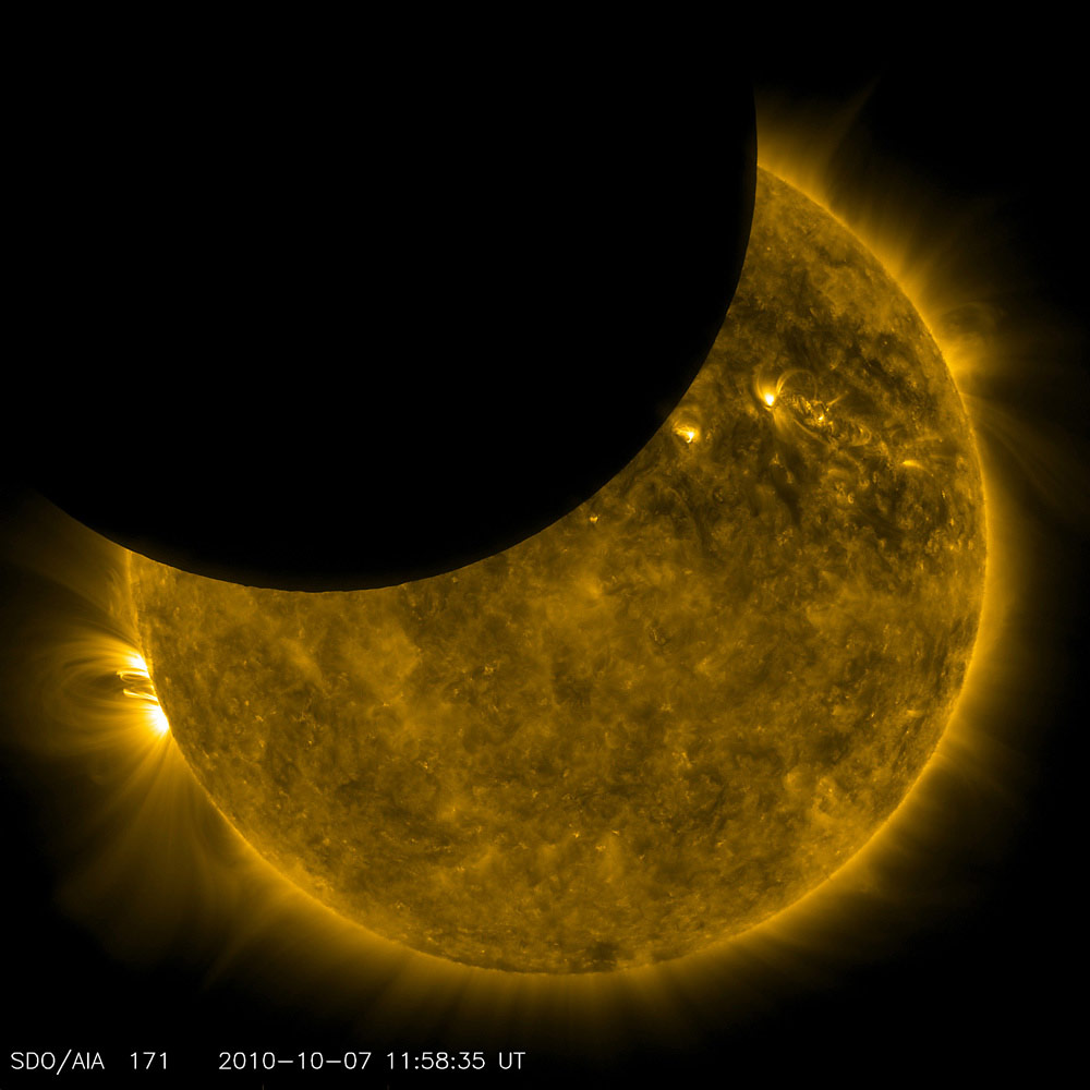 Stunning Spacecraft Photos Show Moon Eclipsing the Sun