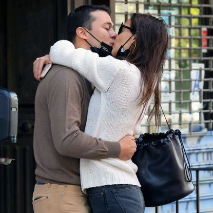 new york city, ny september 18 katie holmes is seen outside emilio vitolo jr's family's restaurant emilio's ballato on september 18, 2020 in new york city photo by lrnycmegagc images