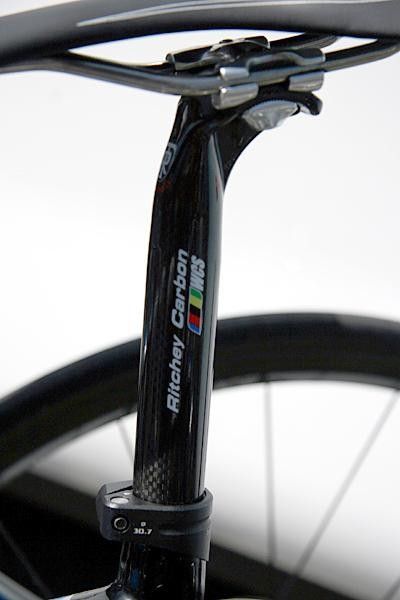 Ritchey's pretty WCS carbon post.