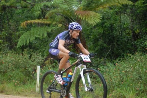 Jeroen Boelen (Milka-Trek) raced to a second place on the stage, chasing Urs Huber.