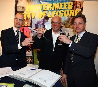 Dutch Federation's Harjan van Dam, Race Organizer Martin Pieterse and Frans Muijzers of Zoetermeer