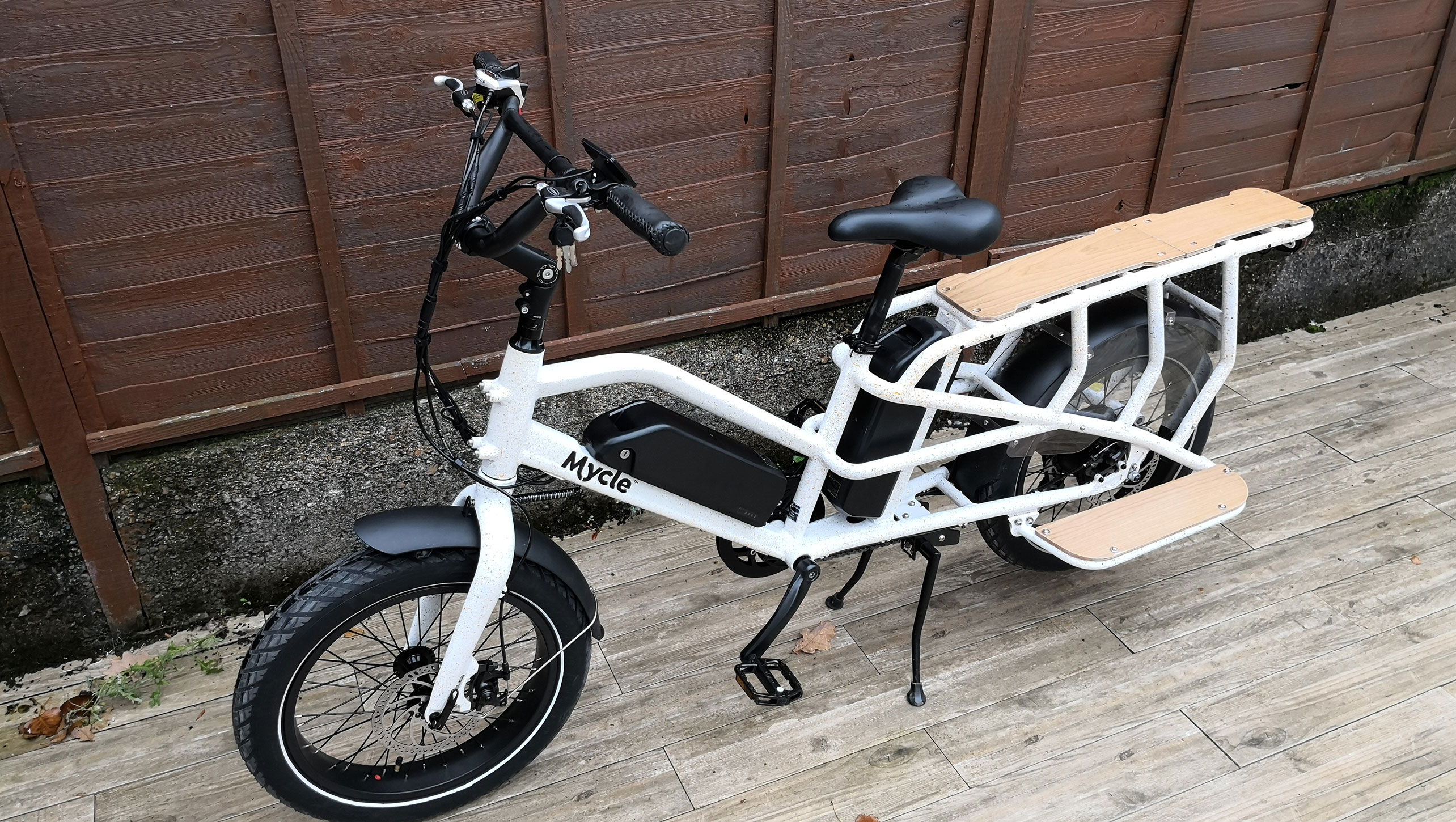 Mycle Cargo electric bike