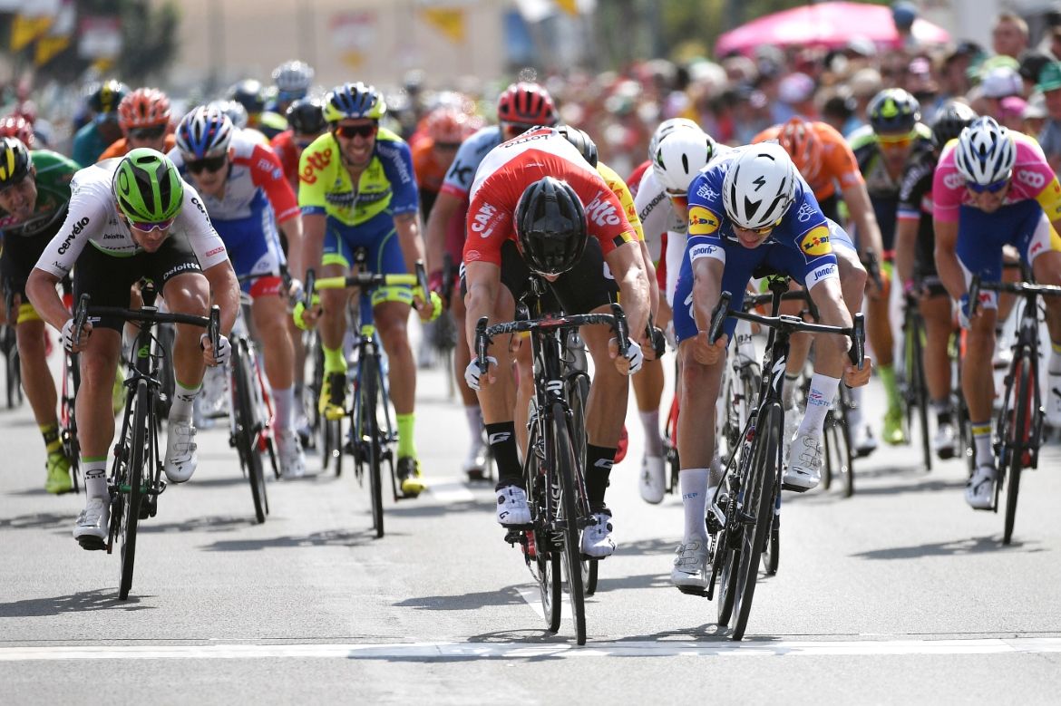Jens Debusschere (Lotto Soudal) bests Alvaro Hodeg (Quick-Step Floors)
