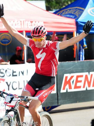 Todd Wells (Specialized) wins the XCC race and the Pro-XCT series.