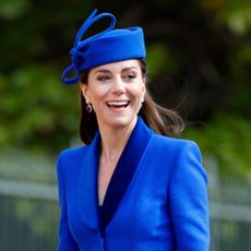 kate middleton red manicure