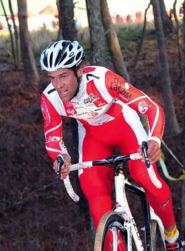 Joachim Parbo (Leopard Cycles) climbing in the woods.