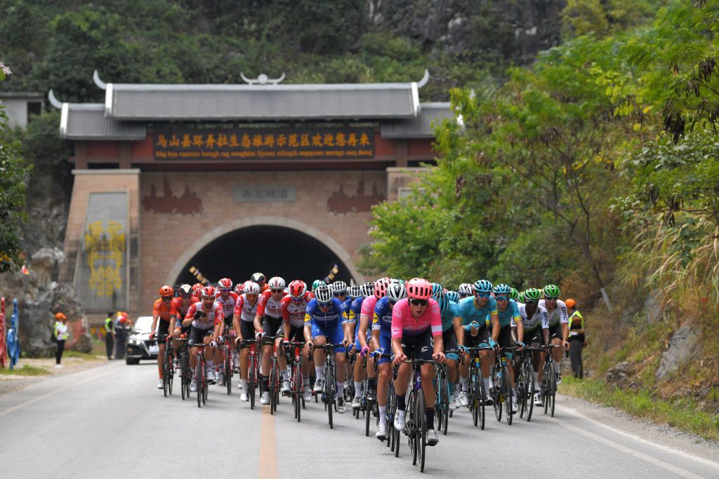 The peloton on stage 4 of the Tour of Guangxi