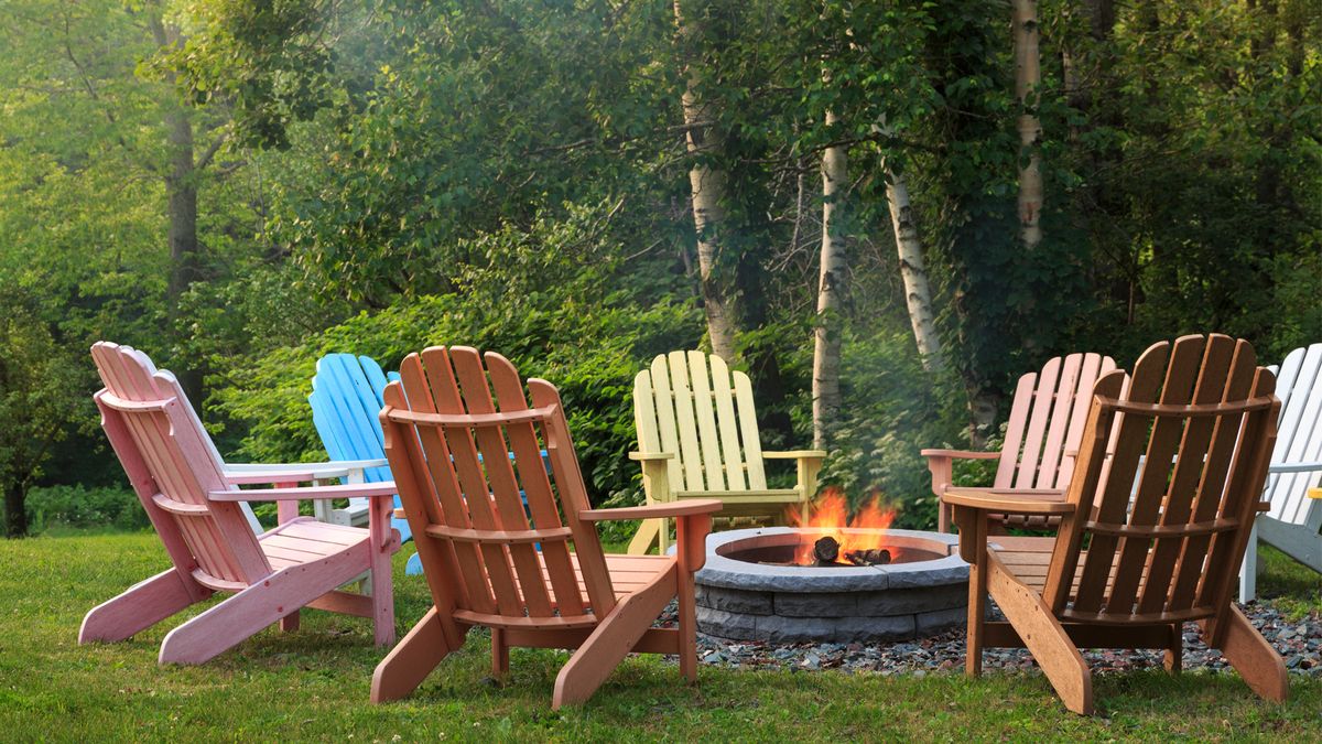 Backyard makeover tips: Fast and fun ideas for brightening up your outdoor space