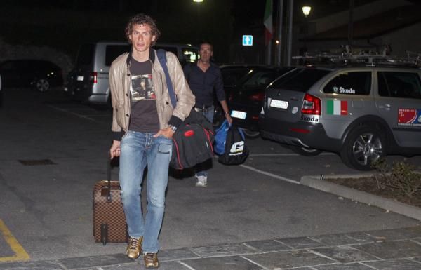 Filippo Pozzato arrives at the Italian team hotel